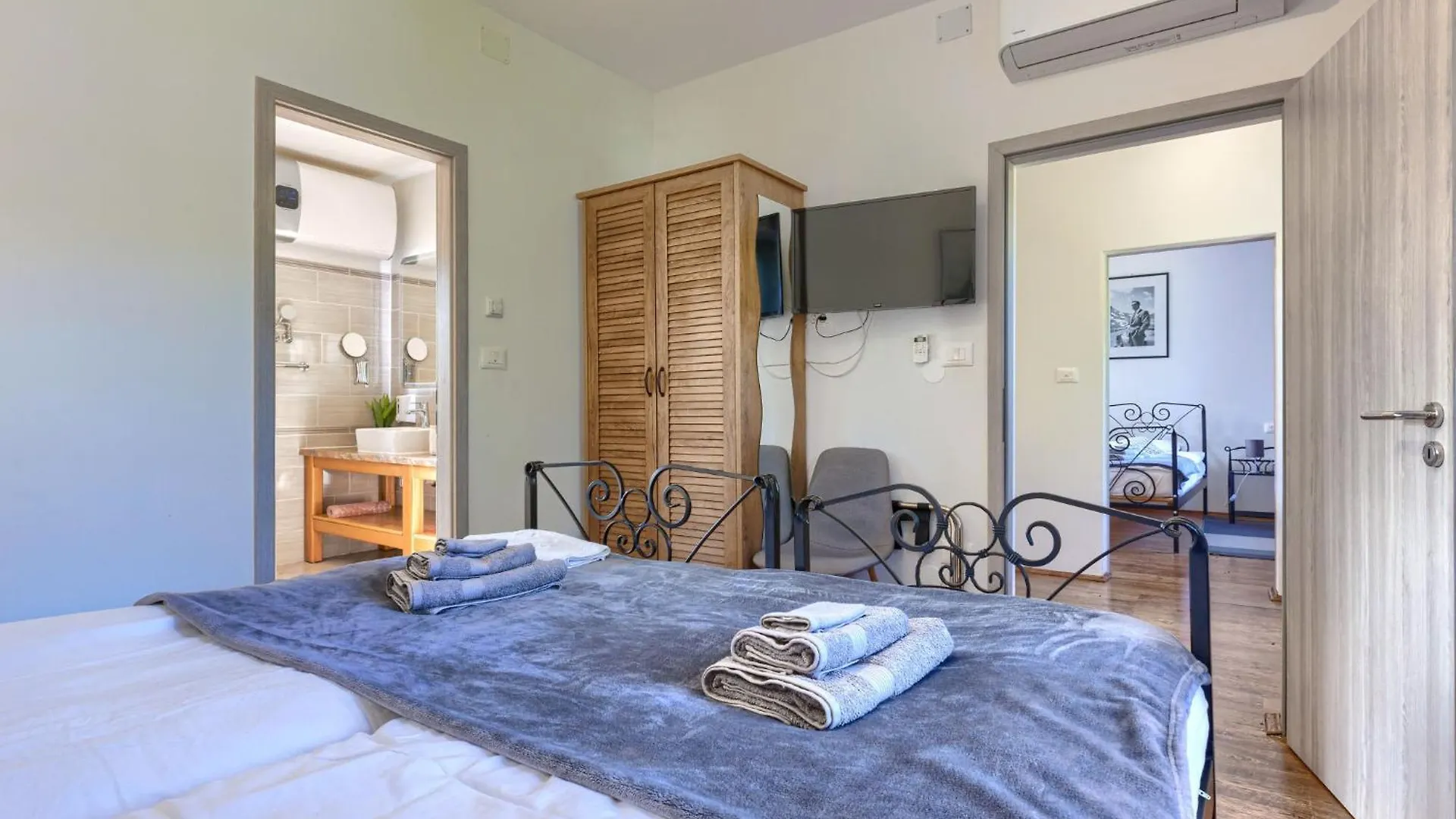 Villa Tina By Interhome Livade