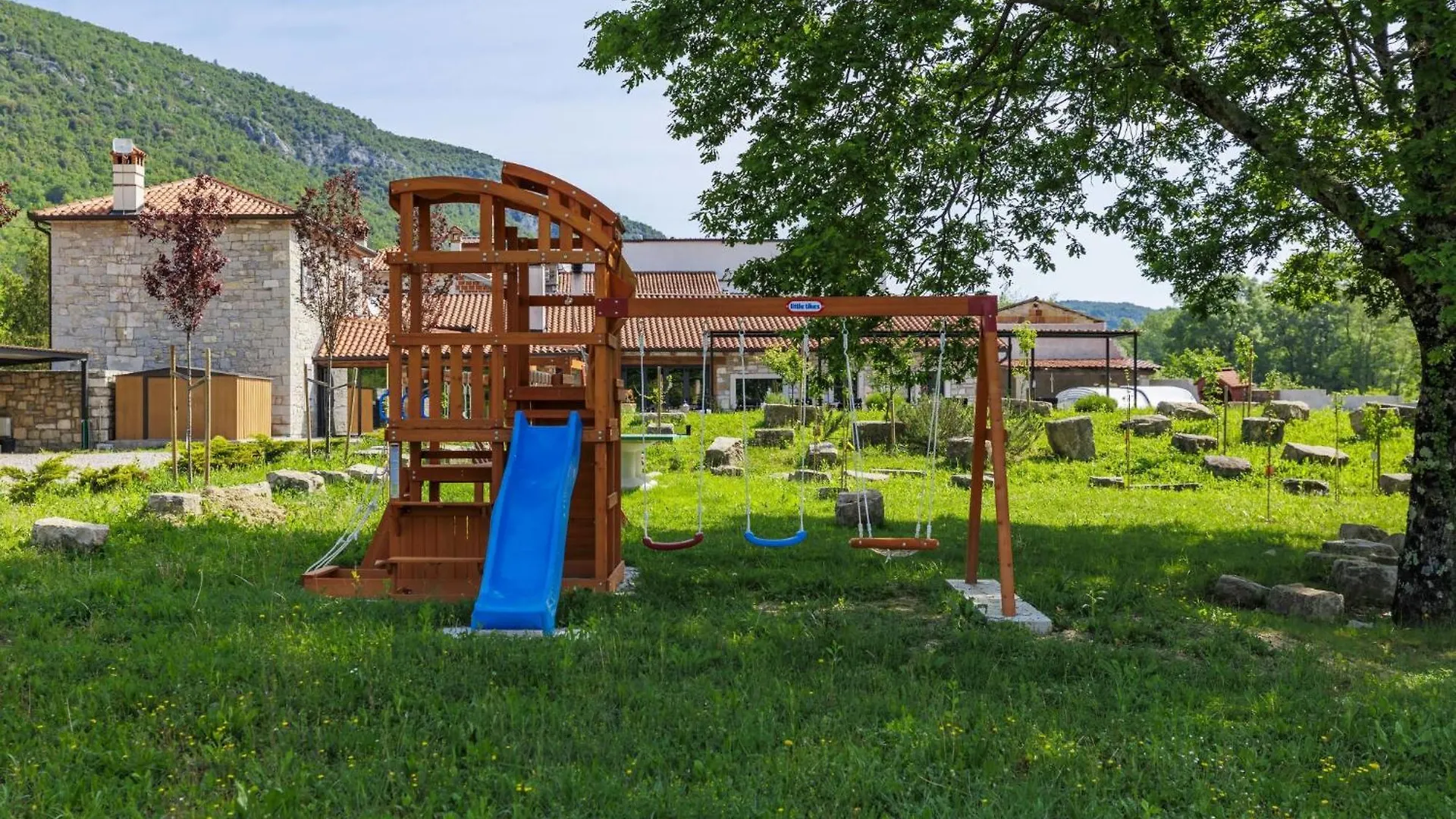 Villa Tina By Interhome Livade