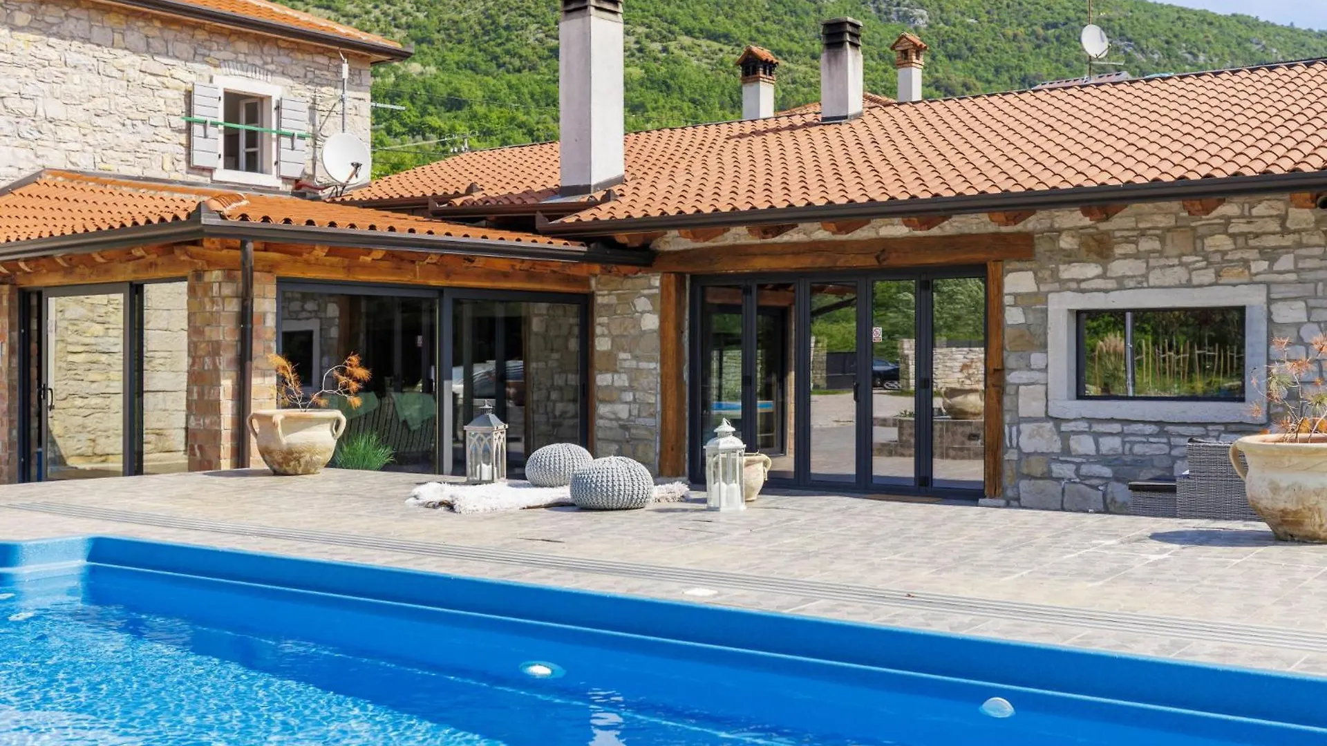 Villa Tina By Interhome Livade