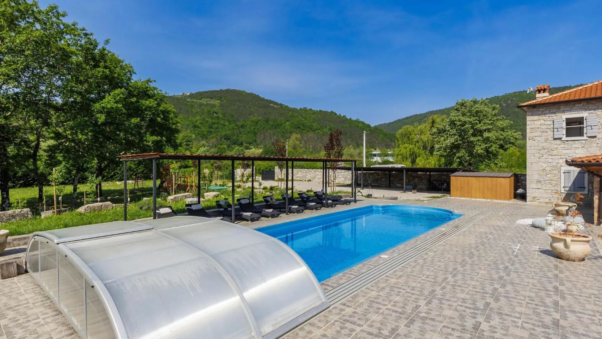Villa Tina By Interhome Livade