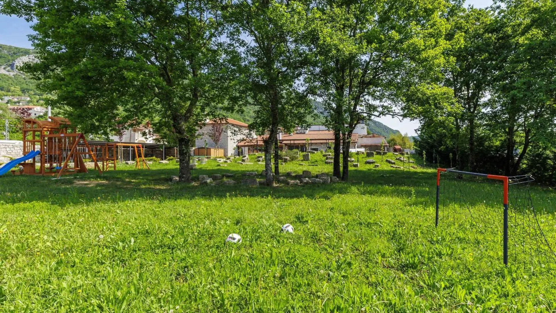 Villa Tina By Interhome Livade